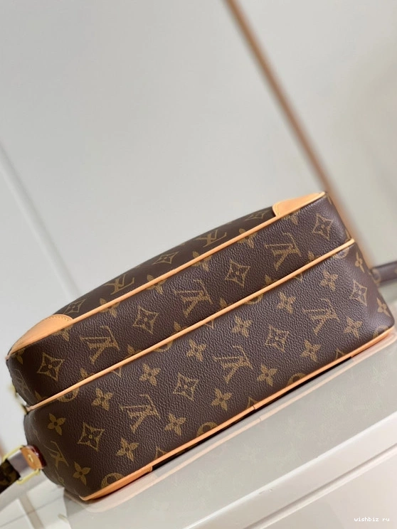 WIS MESSENGER LOUIS VUITTON 1016